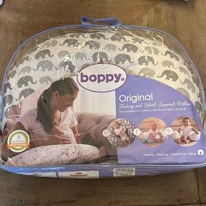 Boppy Nursing Pillow Original Support, excellent condition